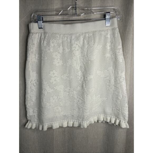 Freshman 1996 White Crochet Knit Mini Skirt Lined Ruffle Hem Pull On Size Medium - Picture 2 of 5